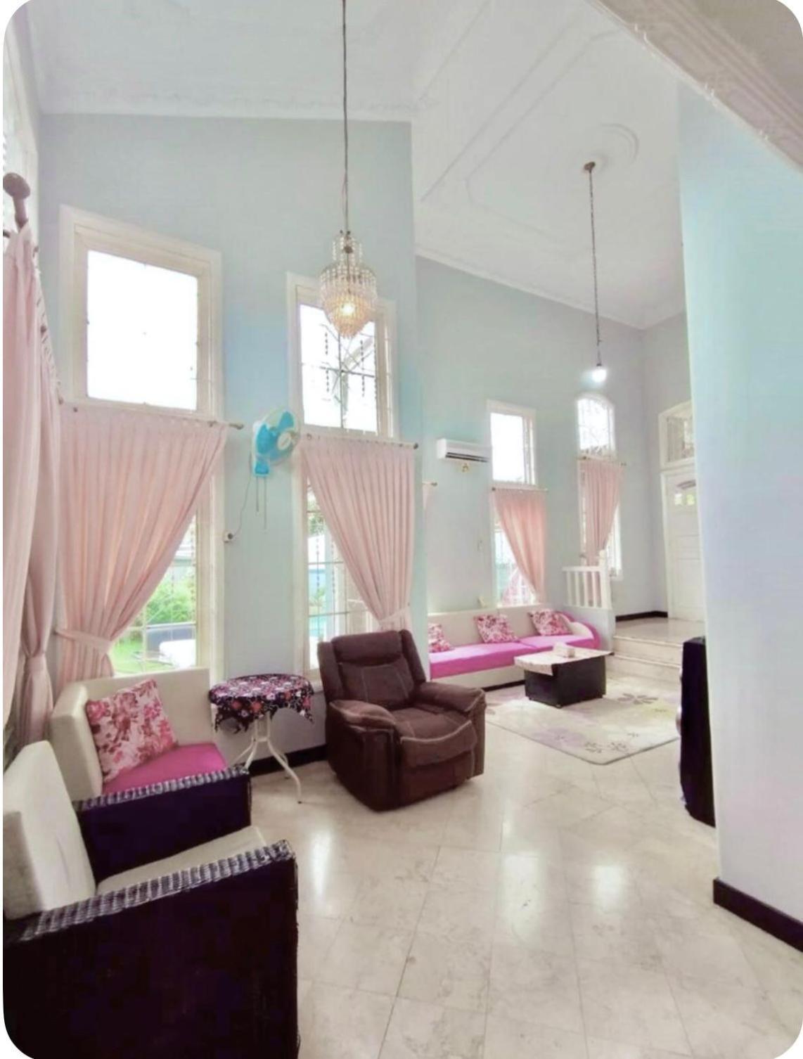 Vila Princess Sentul: Private Pool, Camping & Entertainment Bogor Exterior photo