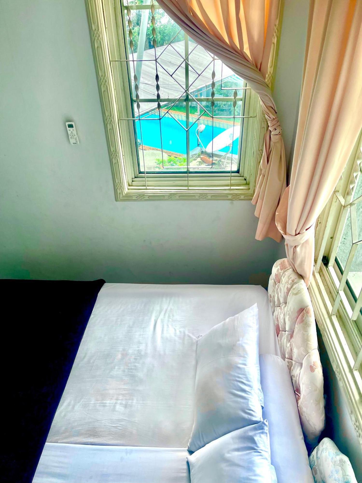 Vila Princess Sentul: Private Pool, Camping & Entertainment Bogor Exterior photo